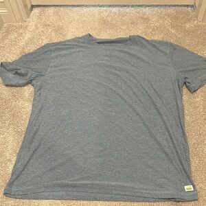 Vuori Gray Short Sleeve Tee